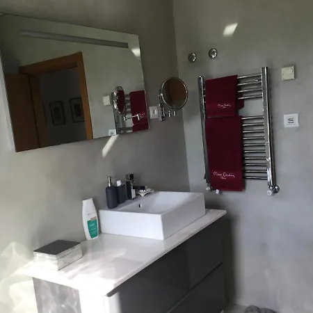 Vila Santa Eulalia Sesimbra * ססימברה